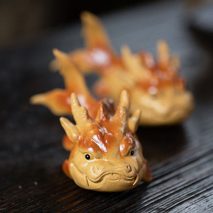 Karpfen springendes Teehaustier