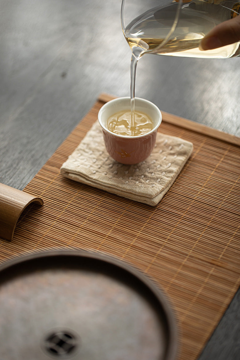 Hot stamping butterfly household tea bowl