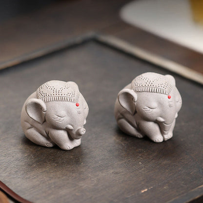 Glückverheißendes Elefanten-Teehaustier